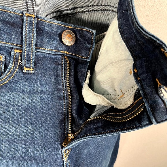 Hollister Jeans Womens 000S Blue Denim High Rise Soft Stretch Flare Leg Whiskers - Picture 4 of 8